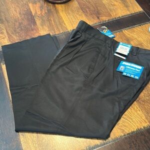 PGA Tour Ultimate golf pants size 40 x 30” NWTs